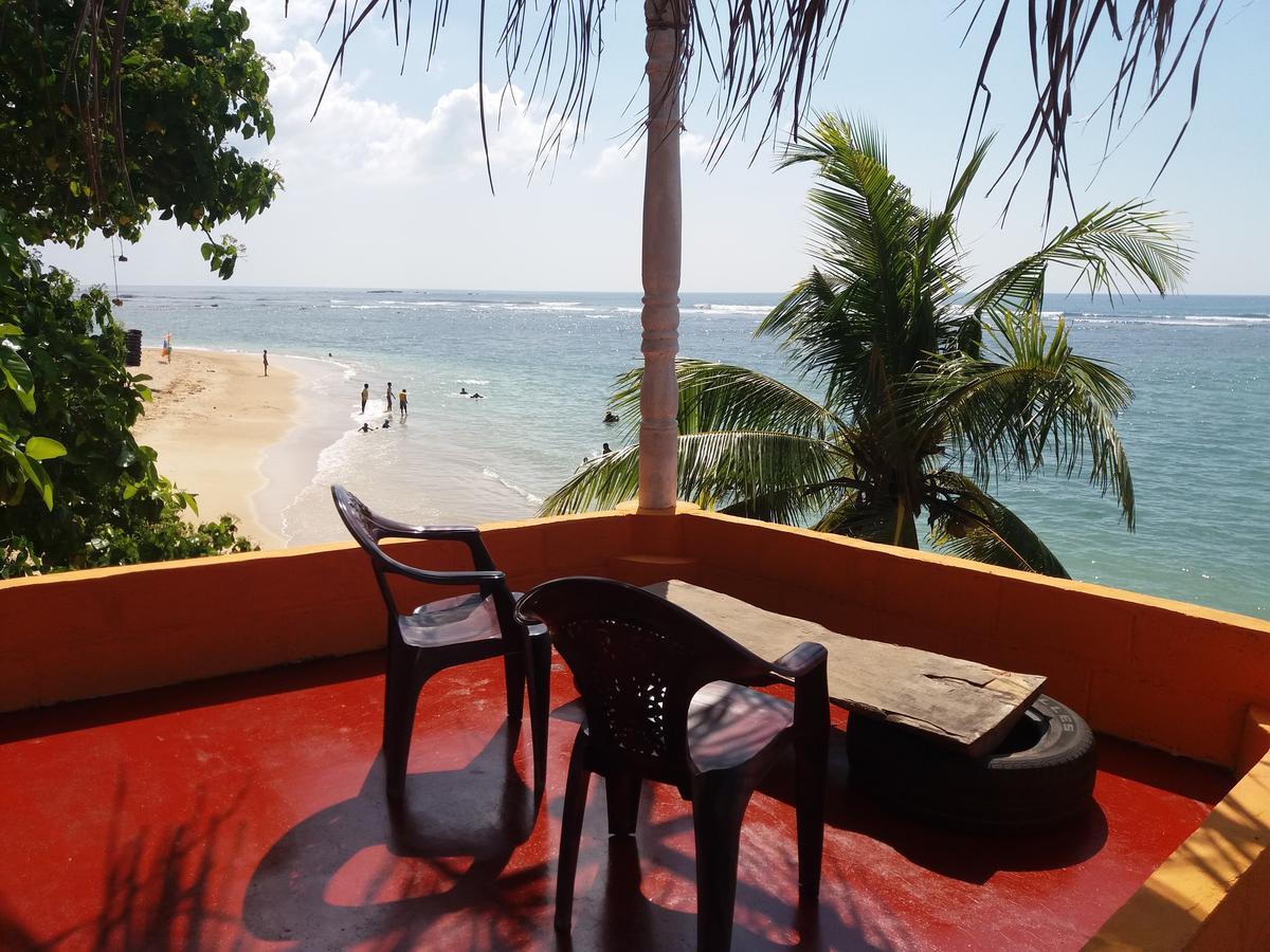 Sayuri Beach Hotel Matara Exterior photo